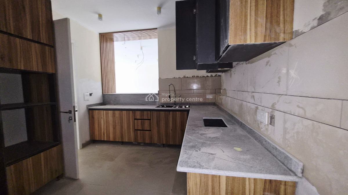 Luxury Newly Built 2 Bedroom Service Apartment with Bq, Lekki Phase 1, Lekki, Lagos, Flat / Apartment for Sale