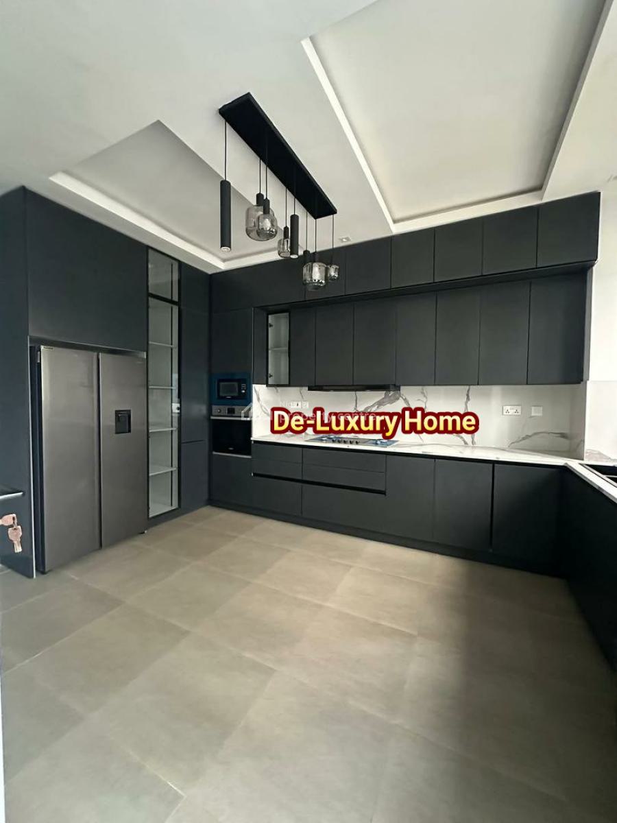 Spacious 4 Bedroom Split Floor House with a Bq, Lekki Phase 1, Lekki, Lagos, Semi-detached Duplex for Rent