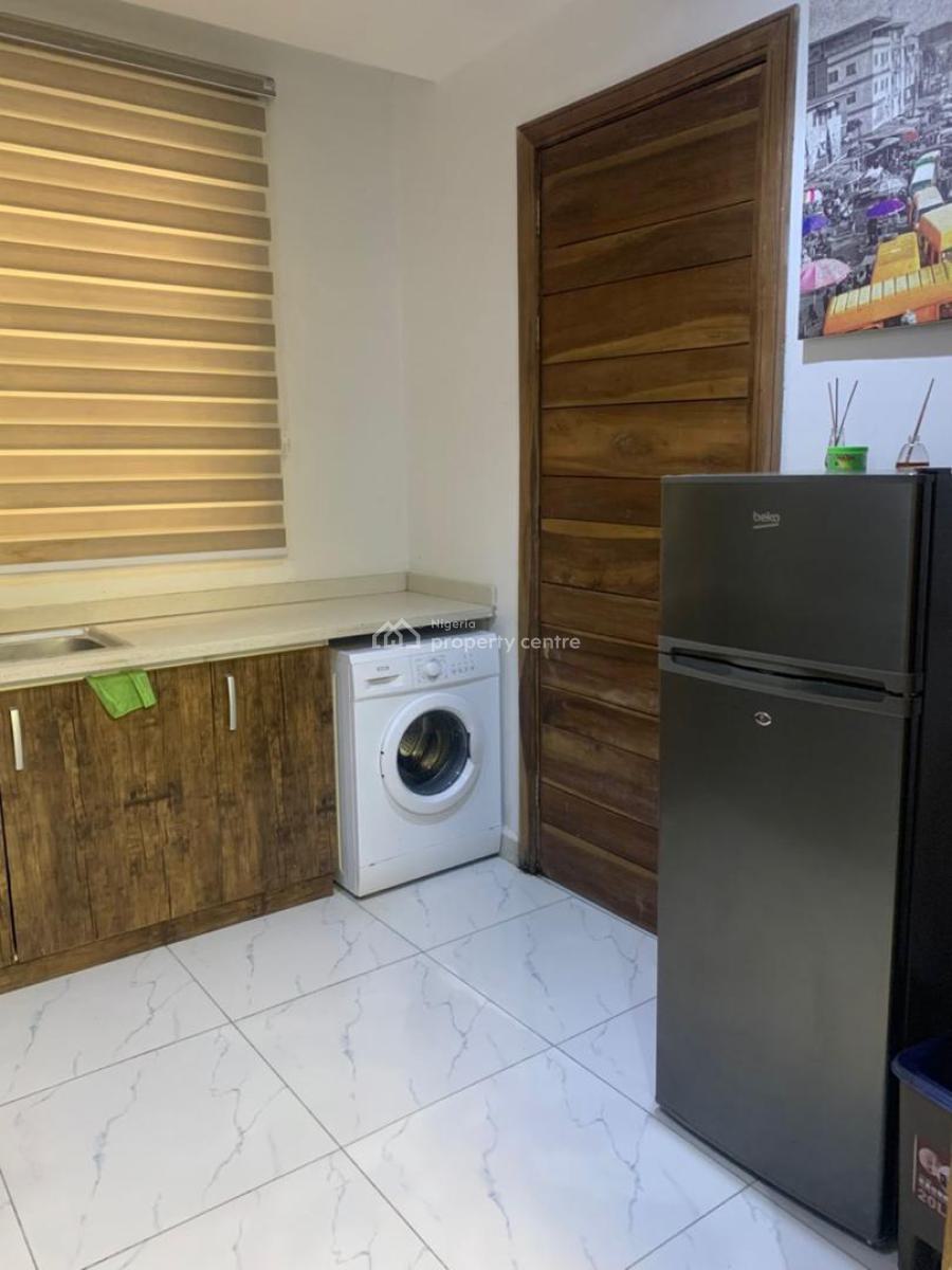 Fully Furnished 2-bedroom Flat, Ologolo, Lekki, Lagos, Flat / Apartment for Rent