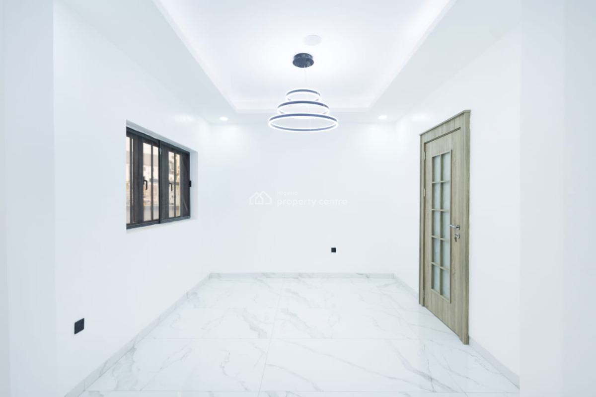 Luxury and Exquisite 5 Bedrooms Detached Duplex with Bq, Guzape District, Abuja, Detached Duplex for Sale