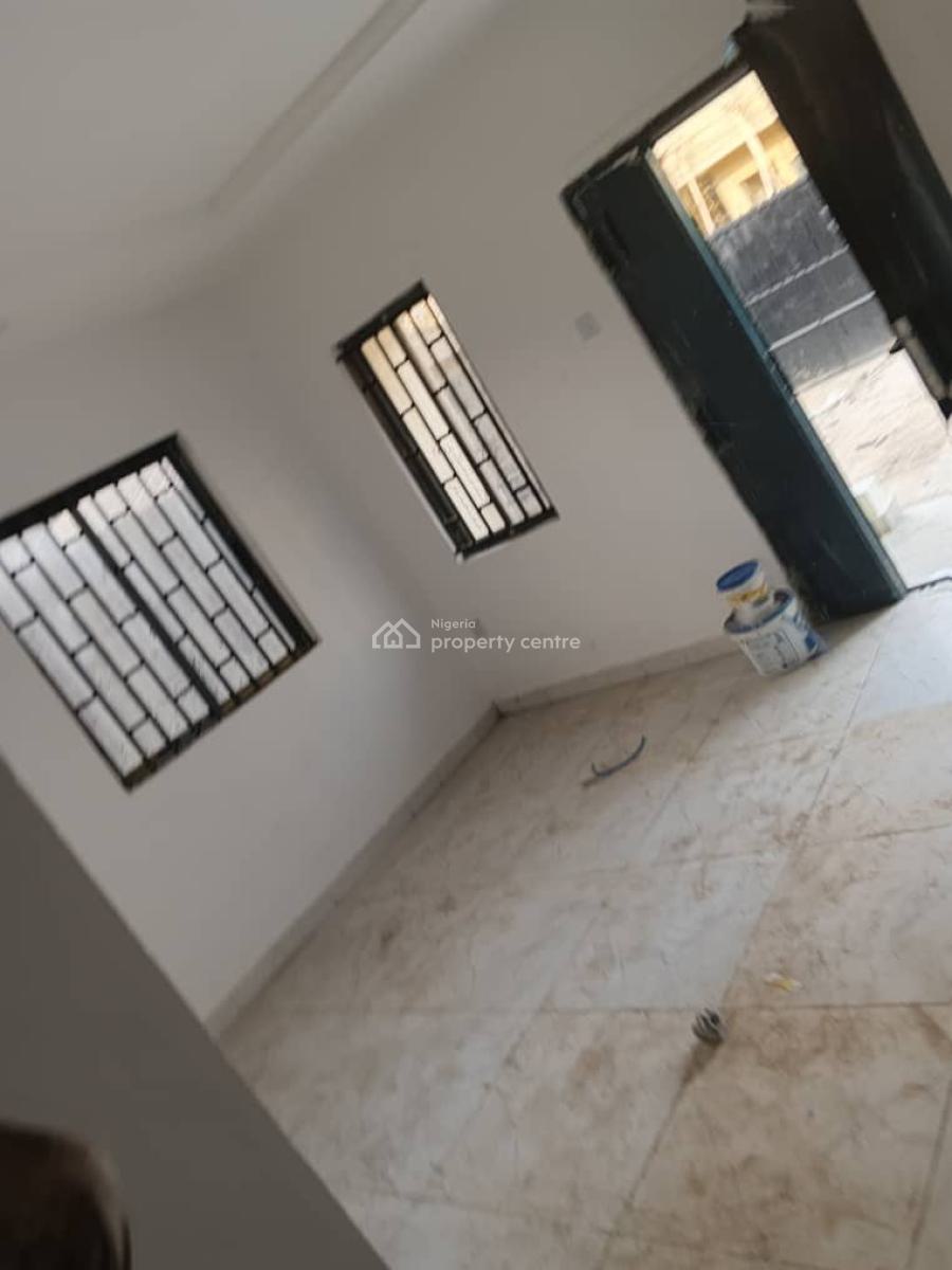 Spacious   2 Bedroom Flat, Ikeja, Lagos, Flat / Apartment for Rent