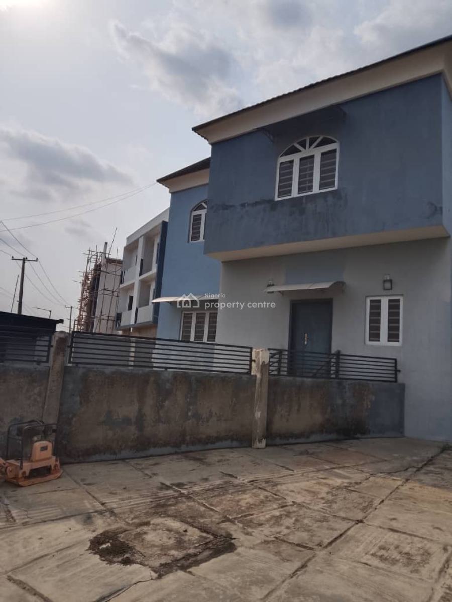Luxury 3 Bedroom Apartment, Gra Phase 1, Magodo, Lagos, Flat / Apartment for Rent