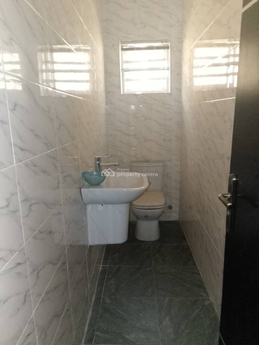 Luxury 3 Bedroom Apartment, Gra Phase 1, Magodo, Lagos, Flat / Apartment for Rent