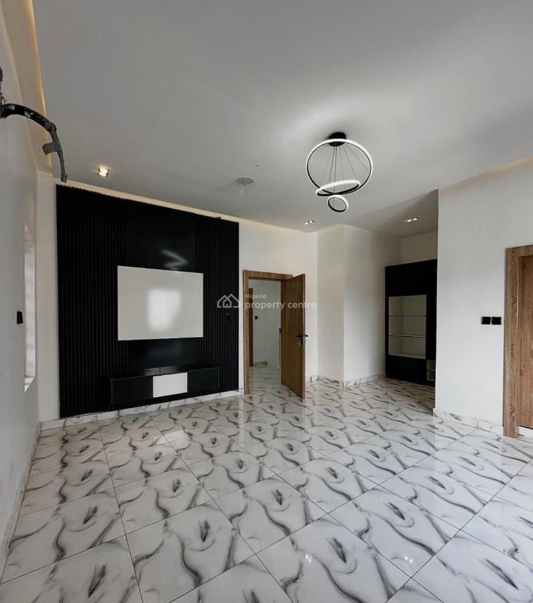 3 Bedroom Terrace + Bq, Ikota, Lekki, Lagos, Terraced Duplex for Sale