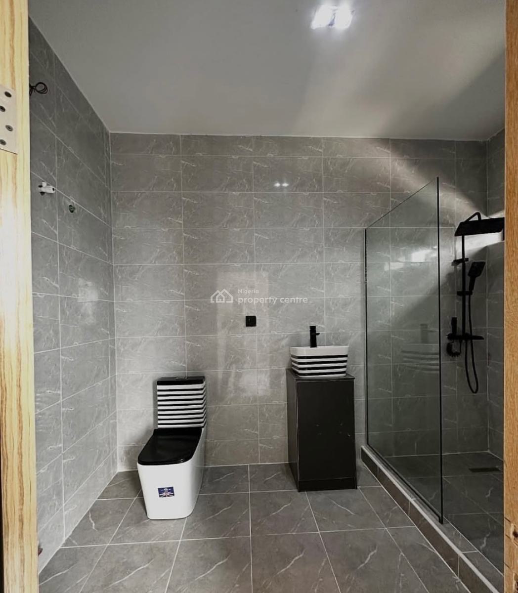 3 Bedroom Terrace + Bq, Ikota, Lekki, Lagos, Terraced Duplex for Sale