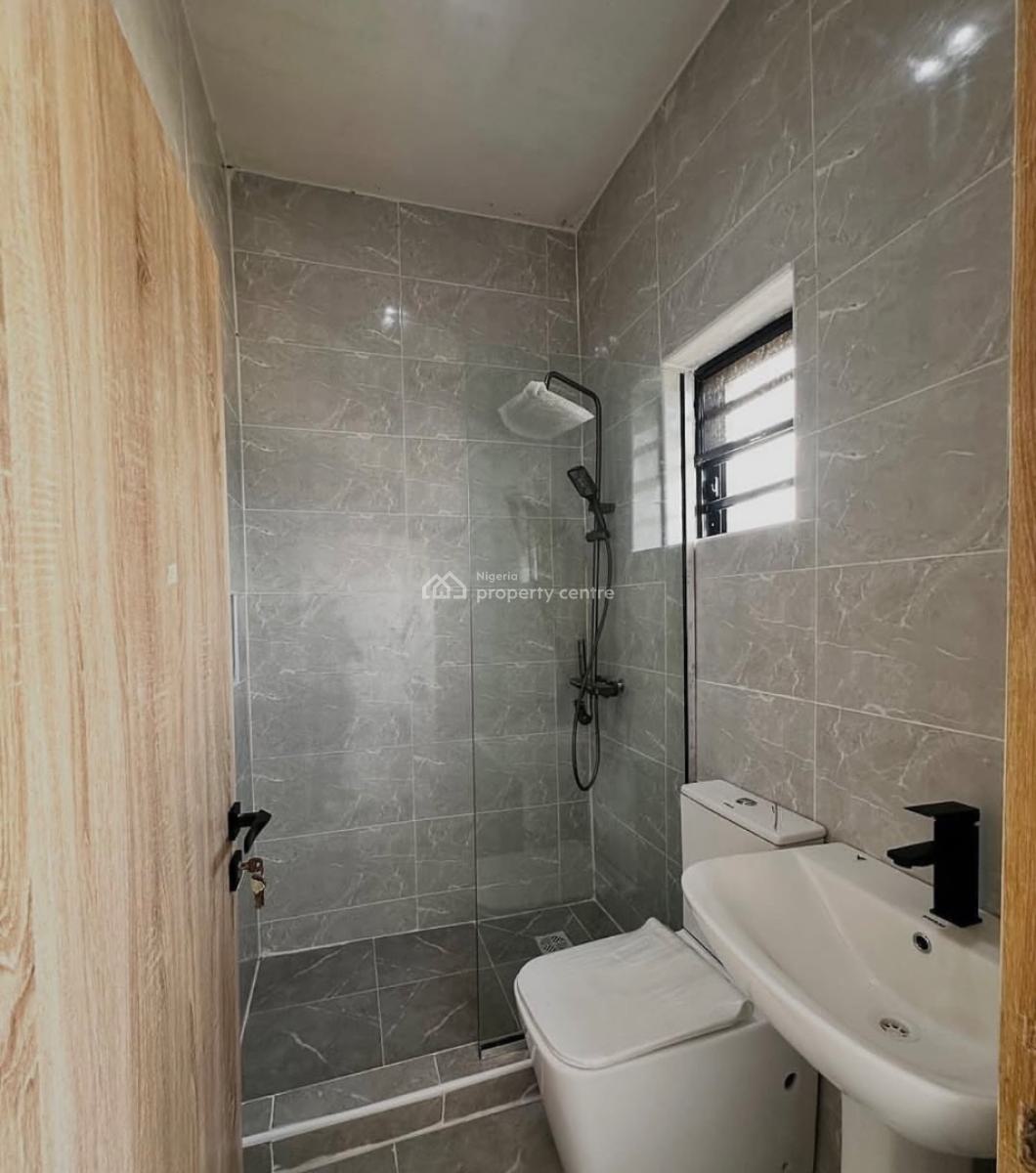 3 Bedroom Terrace + Bq, Ikota, Lekki, Lagos, Terraced Duplex for Sale