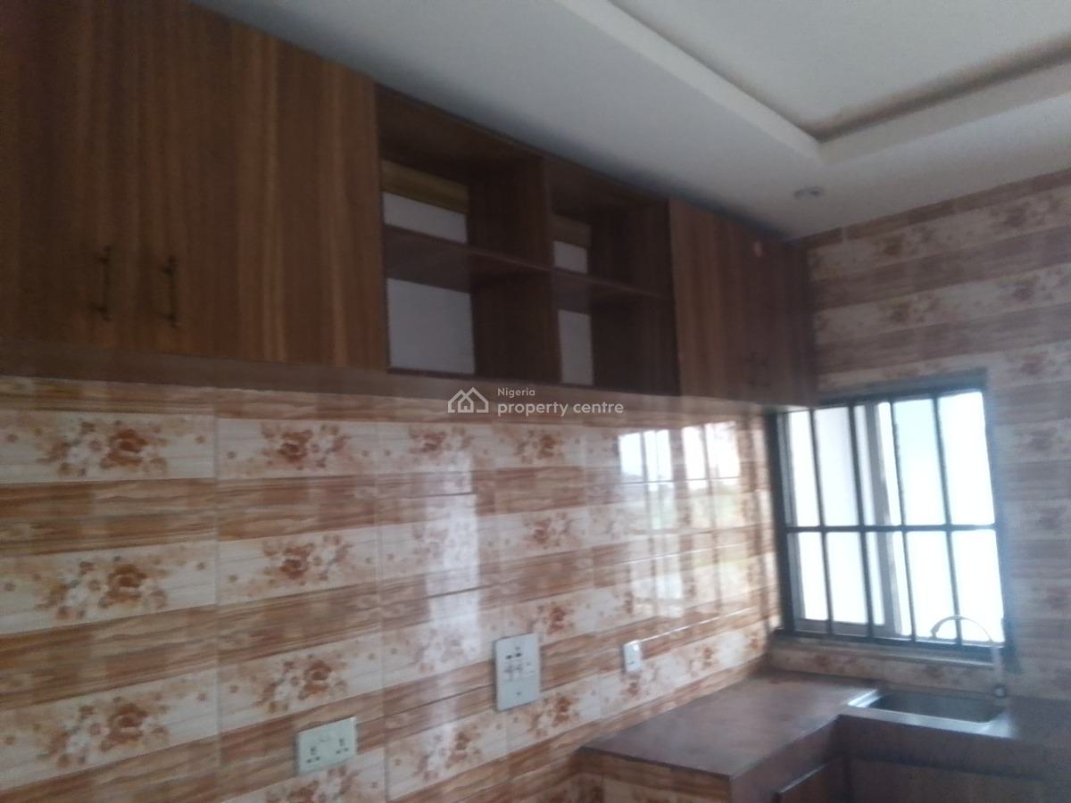 Spacious Luxury 3 Bedroom Flat with Excellent Features, Deeper Rd, Ogombo, Ajah, Lagos, Flat / Apartment for Rent