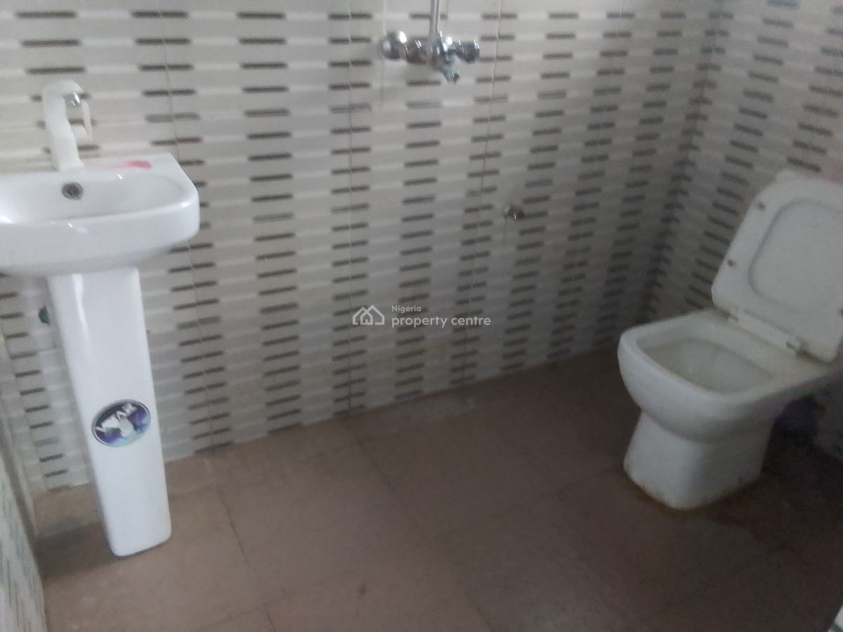 Spacious Luxury 3 Bedroom Flat with Excellent Features, Deeper Rd, Ogombo, Ajah, Lagos, Flat / Apartment for Rent