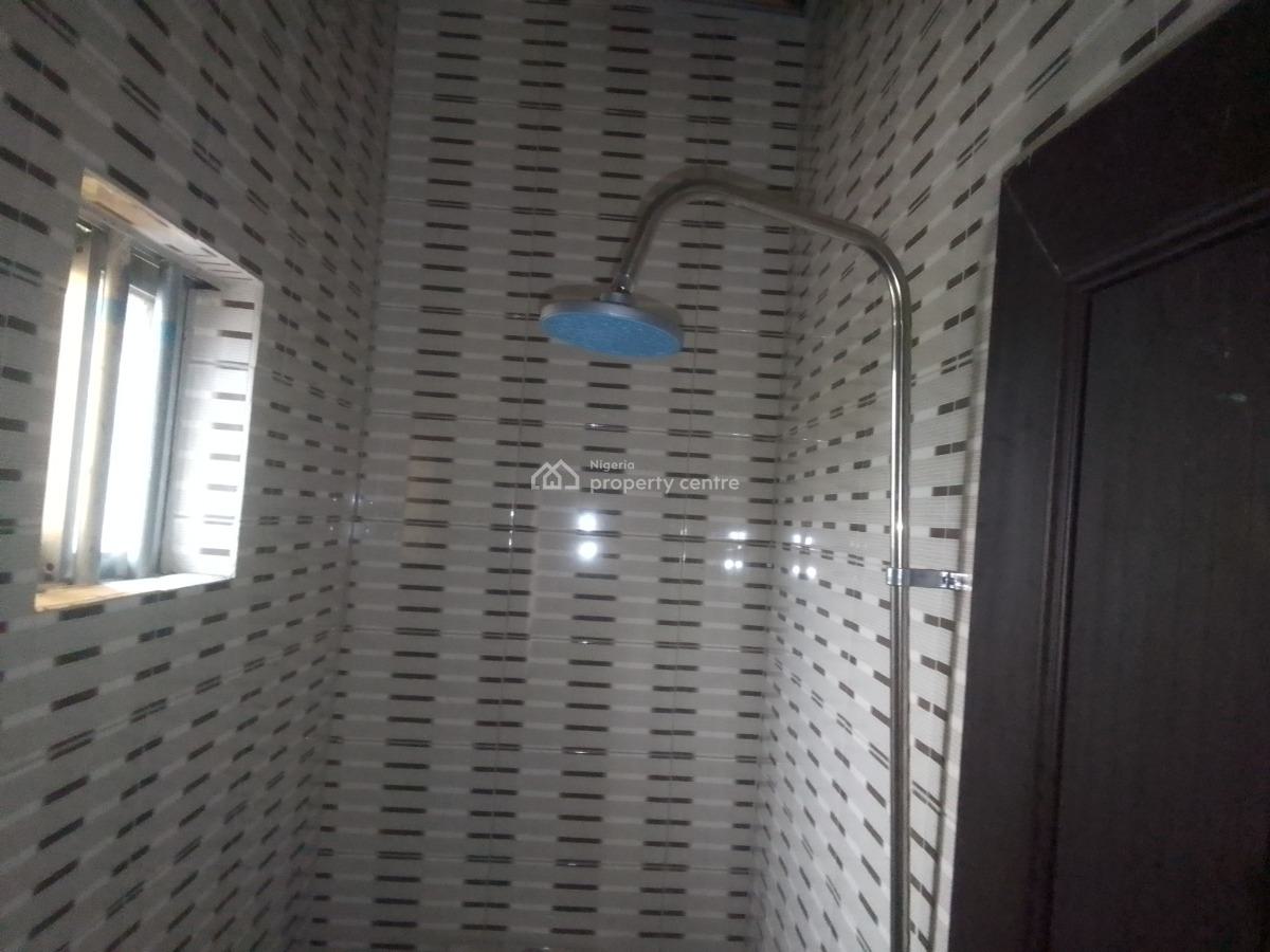 Spacious Luxury 3 Bedroom Flat with Excellent Features, Deeper Rd, Ogombo, Ajah, Lagos, Flat / Apartment for Rent