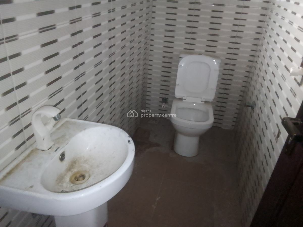 Spacious Luxury 3 Bedroom Flat with Excellent Features, Deeper Rd, Ogombo, Ajah, Lagos, Flat / Apartment for Rent