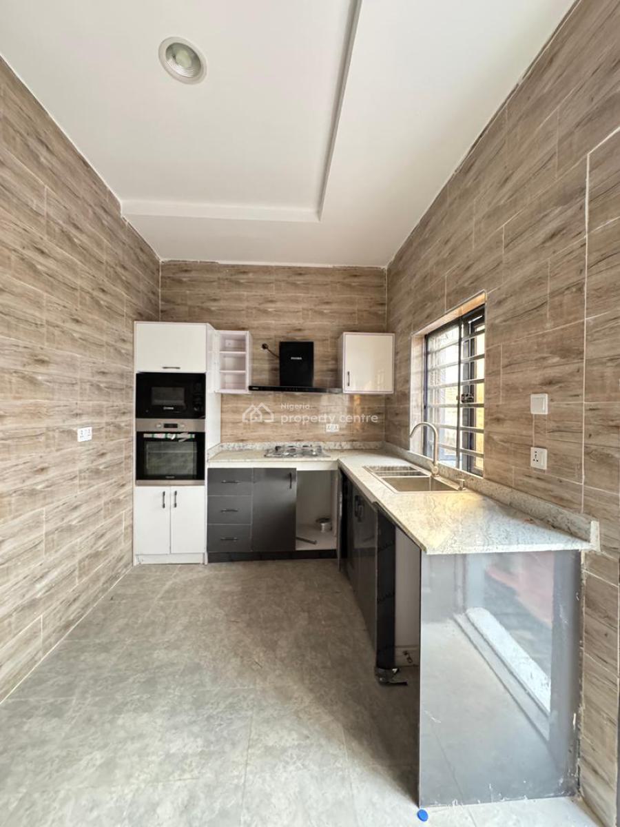 Luxury 4 Bedroom Semi Detached Duplex with Bq, Gra Phase 1, Magodo, Lagos, Semi-detached Duplex for Rent