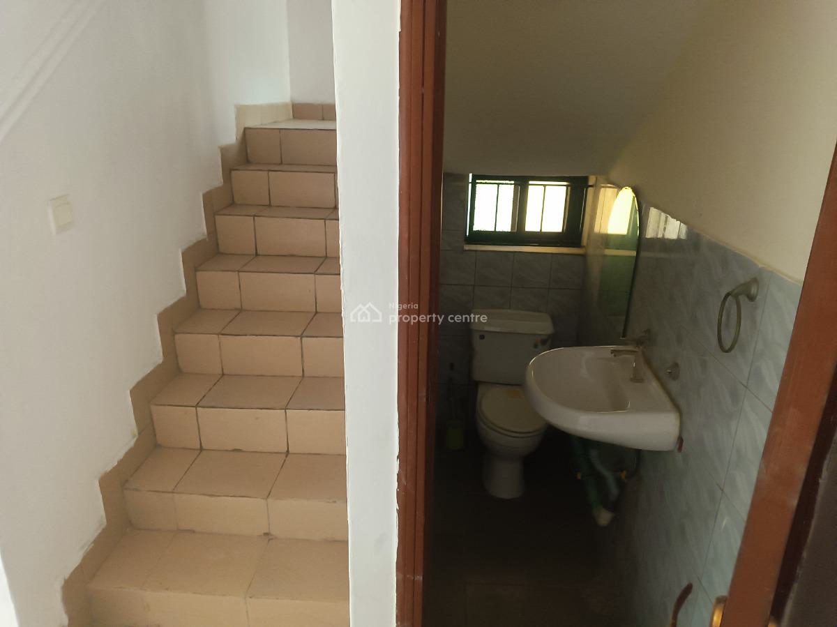 Fantastic 4bed + Bq Terrace Duplex.renovated, Buena Vista Estate, Orchid Road, Lafiaji, Lekki, Lagos, Terraced Duplex for Sale