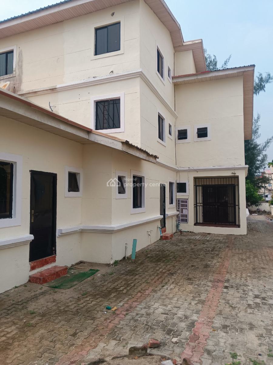 Fantastic 4bed + Bq Terrace Duplex.renovated, Buena Vista Estate, Orchid Road, Lafiaji, Lekki, Lagos, Terraced Duplex for Sale