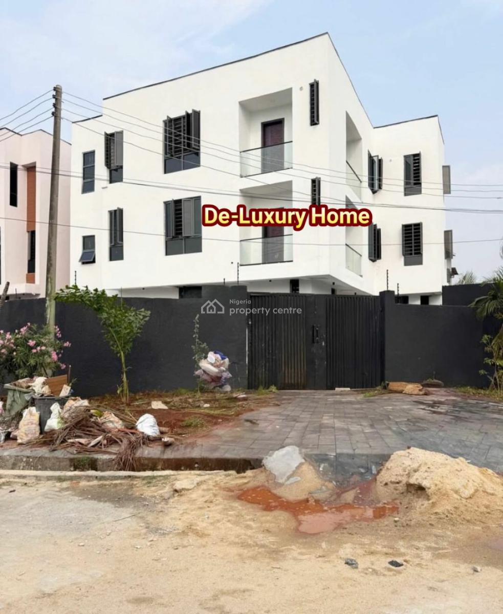 Upscale 3-bedroom Apartment, Lekki Phase 1, Lekki, Lagos, Flat / Apartment for Rent