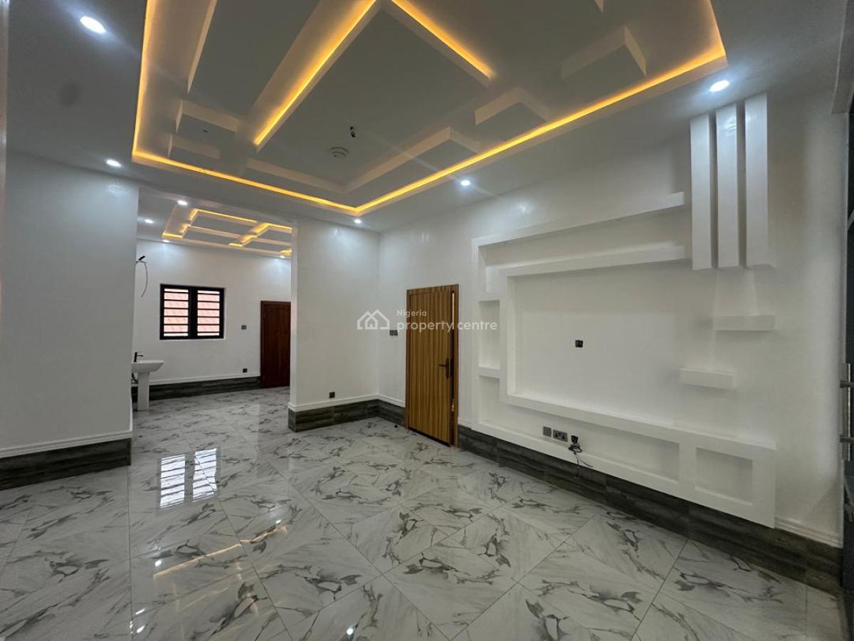 Luxurious 2 Bedroom Apartment, Ikota, Lekki Phase 2, Lekki, Lagos, Flat / Apartment for Rent