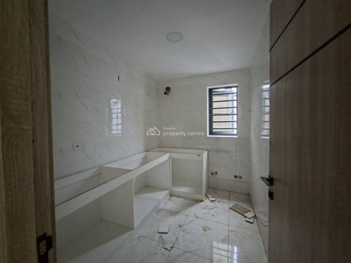 Brand New 2 Bedroom Flat,all Riom Ensuite with Fitted Kitchen, Directly Off Aro Ologolo Road,lekki Lagos, Ologolo, Lekki, Lagos, Flat / Apartment for Sale