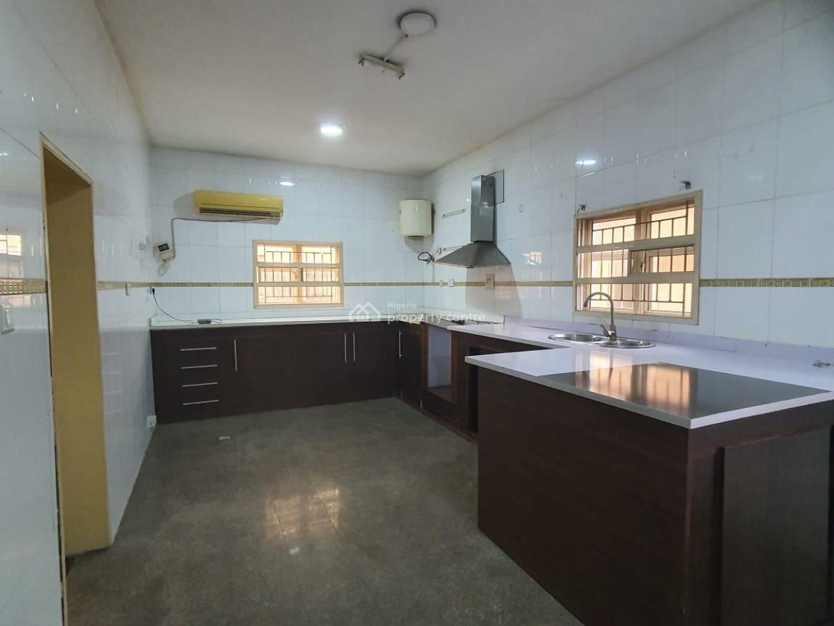 Luxury 5-bedrooms House, Nicon Town, Lekki, Lagos, Detached Duplex for Sale