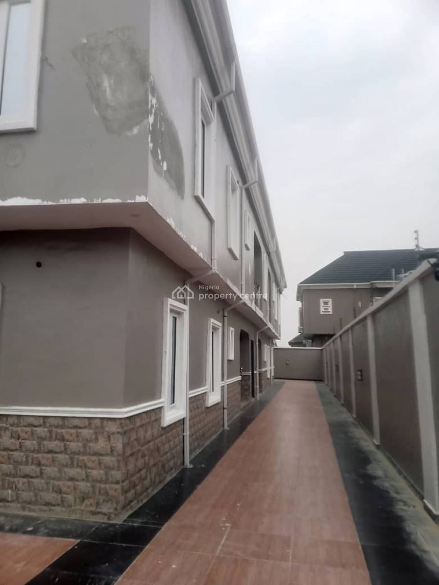 Newly Built 2 Bedroom Flat in an Estate, Jubilee Estate, Omole Phase 2, Ikeja, Lagos, Flat / Apartment for Rent