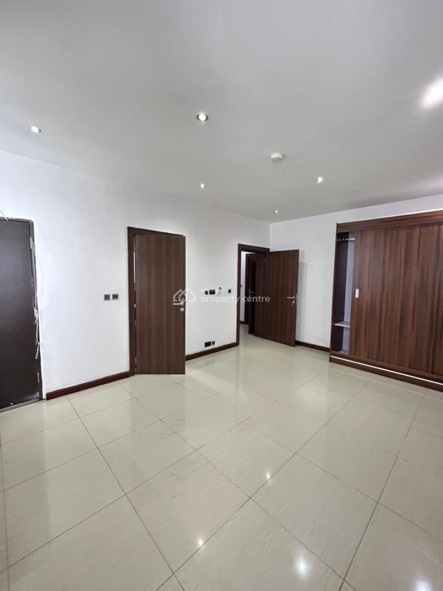 Luxury 3 Bedroom Flat En-suite with a Study Room and a Maids Room, Old Ikoyi, Ikoyi, Lagos, Flat / Apartment for Rent