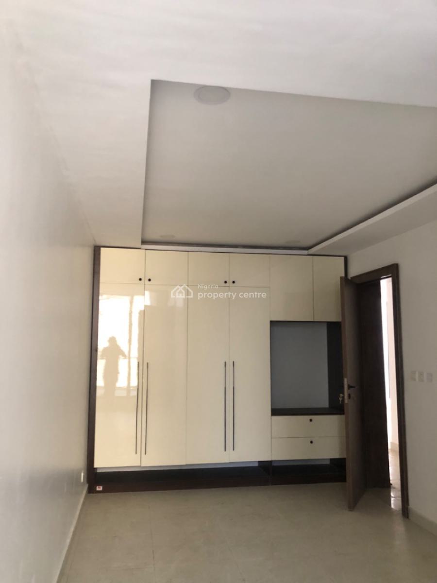Luxury 2 Bedroom Apartment, Ilasan, Lekki, Lagos, Flat / Apartment for Sale