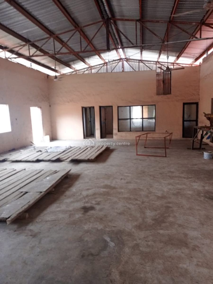 Distress Landed Property of Approximately 2,000sqm with Warehouse, By Lekki Epe Expressway, Onosa, Ibeju Lekki, Lagos, Warehouse for Sale