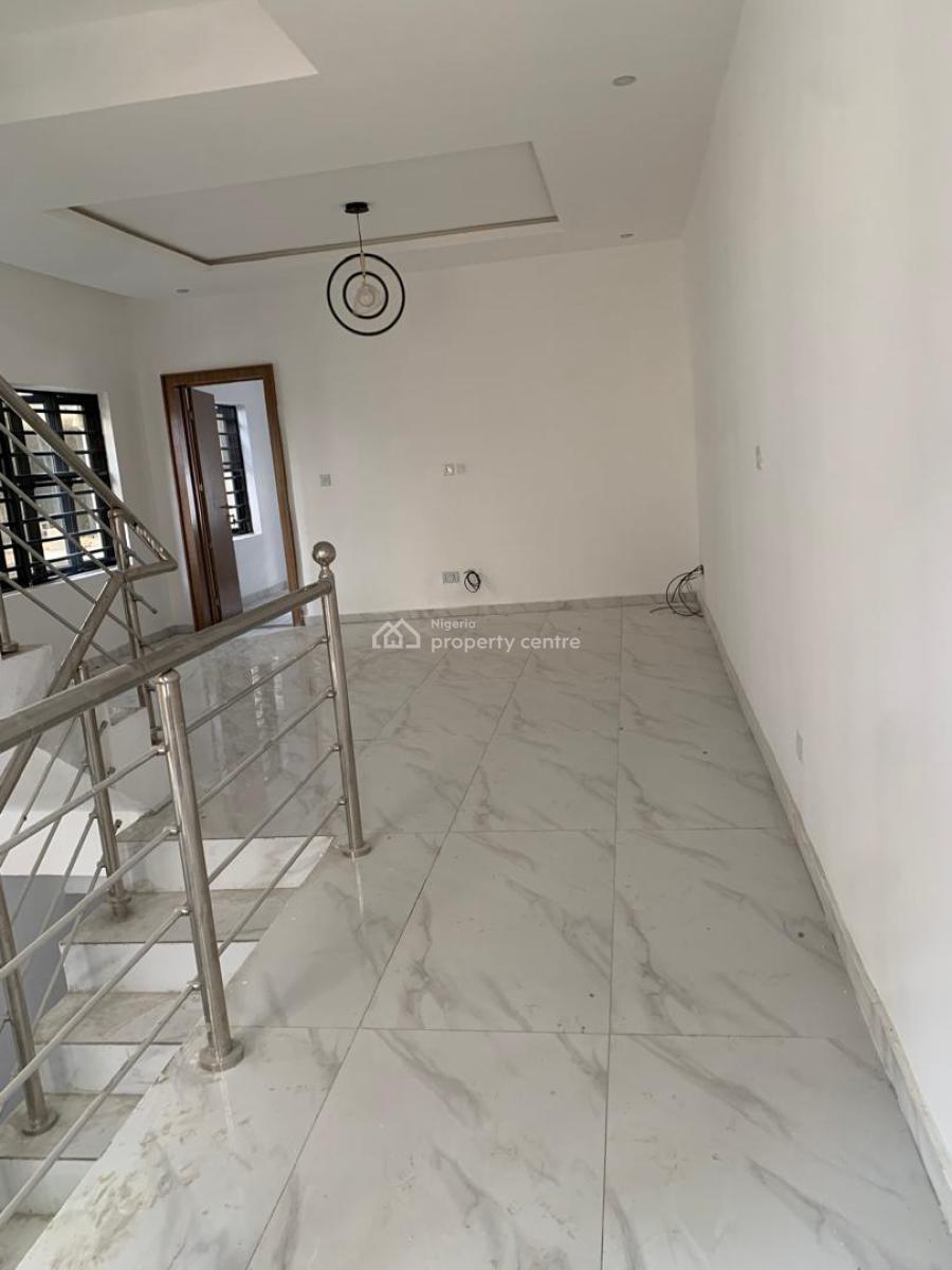 Newly Built and Very Spacious 2 Bedroom Triplex, Ikate, Lekki, Lagos, Terraced Duplex for Rent