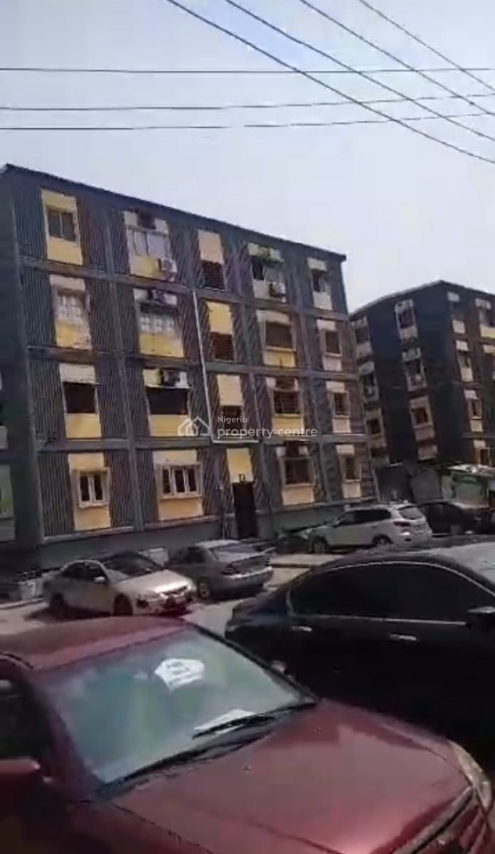 Govt Approved 3 Bedroom Flat High Rise Building Strategically Located, Dolphin Estate, Ikoyi, Lagos, Block of Flats for Sale