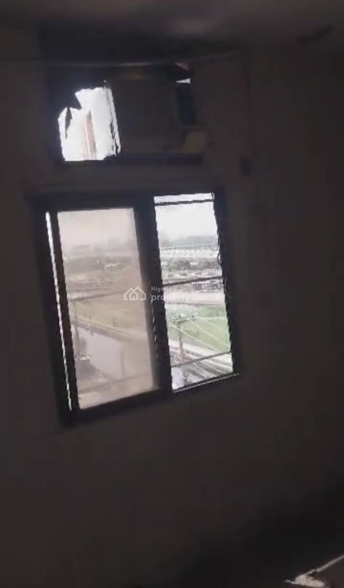 Govt Approved 3 Bedroom Flat High Rise Building Strategically Located, Dolphin Estate, Ikoyi, Lagos, Block of Flats for Sale