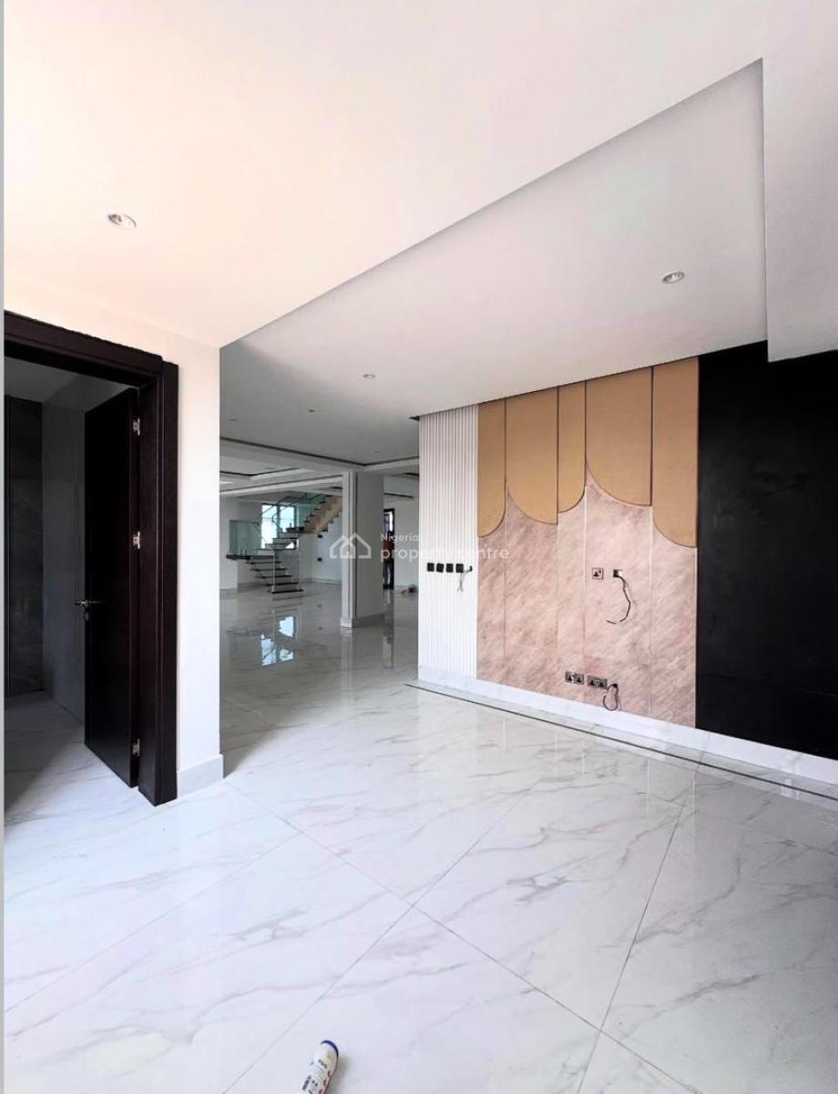 4 Bedroom Maisonette & 4 Bedroom Penthouse with Communal Gym, Ikoyi, Lagos, Block of Flats for Sale