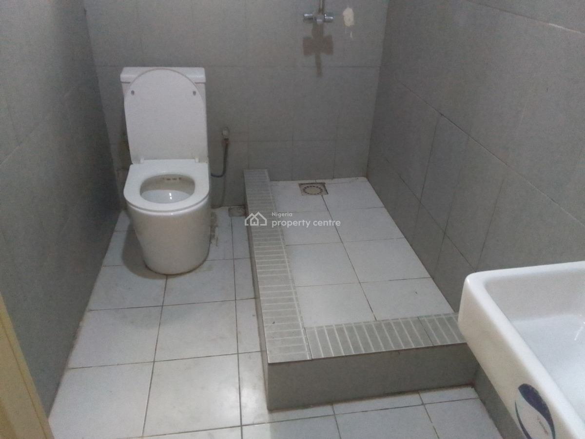 Spacious Luxury 2 Bedroom Flat with Excellent Features, Oseni Street, Ogombo, Ajah, Lagos, Flat / Apartment for Rent