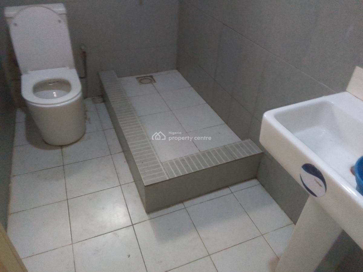 Spacious Luxury 2 Bedroom Flat with Excellent Features, Oseni Street, Ogombo, Ajah, Lagos, Flat / Apartment for Rent
