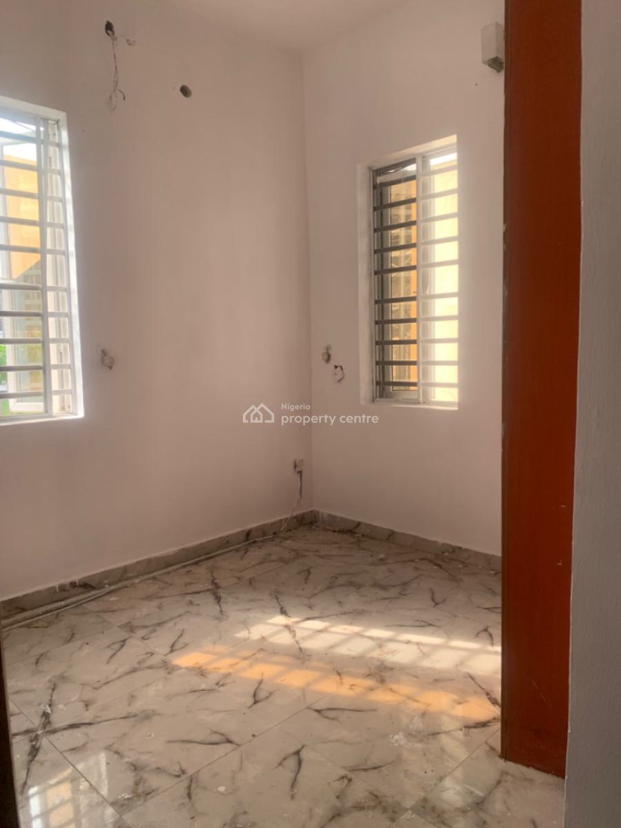 Neely Renovated 4 Bedrooms Fully Detached Duplex, Chevron, Lekki, Lagos, Detached Duplex for Rent