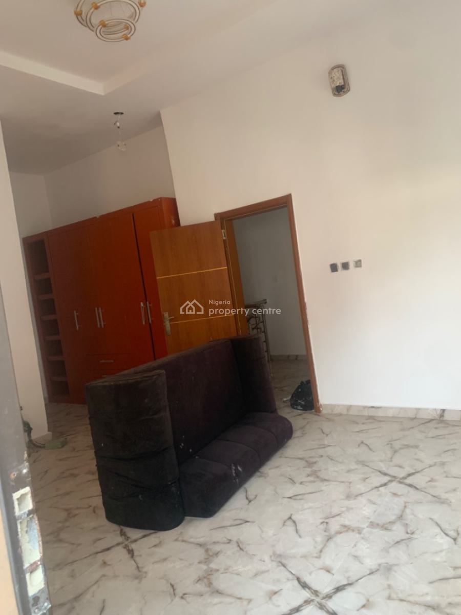 Neely Renovated 4 Bedrooms Fully Detached Duplex, Chevron, Lekki, Lagos, Detached Duplex for Rent