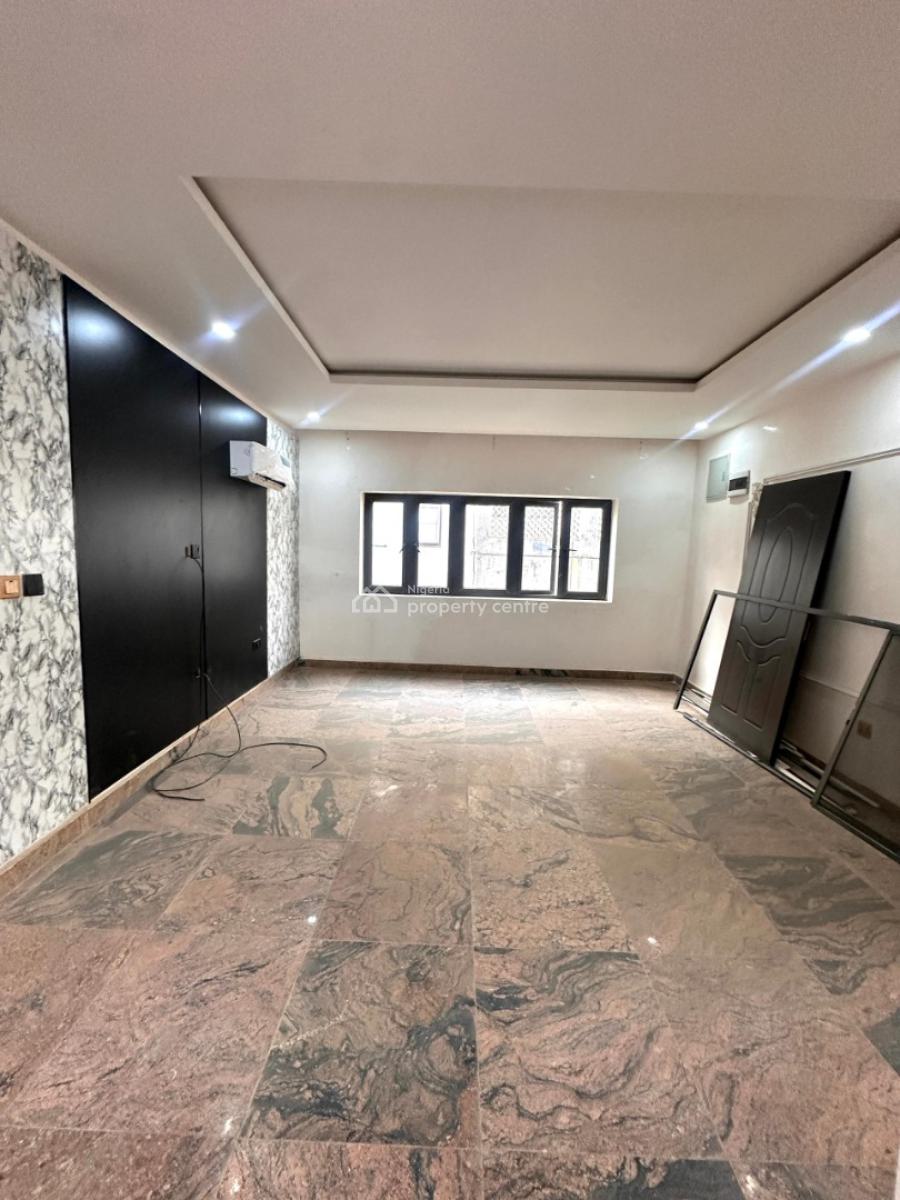 5bedroom Fully Detached Duplex with a Room Bq, Guzape District, Abuja, House for Sale