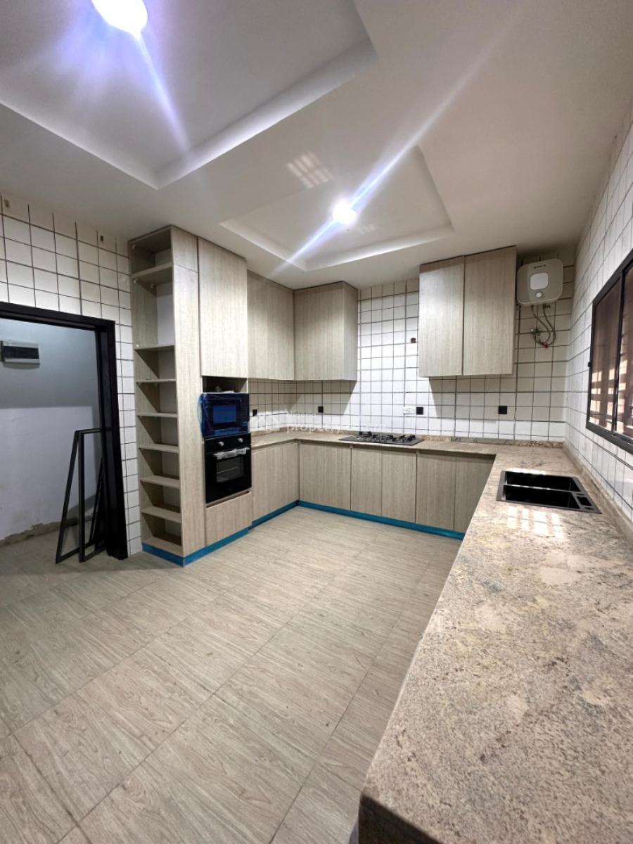 5bedroom Fully Detached Duplex with a Room Bq, Guzape District, Abuja, House for Sale