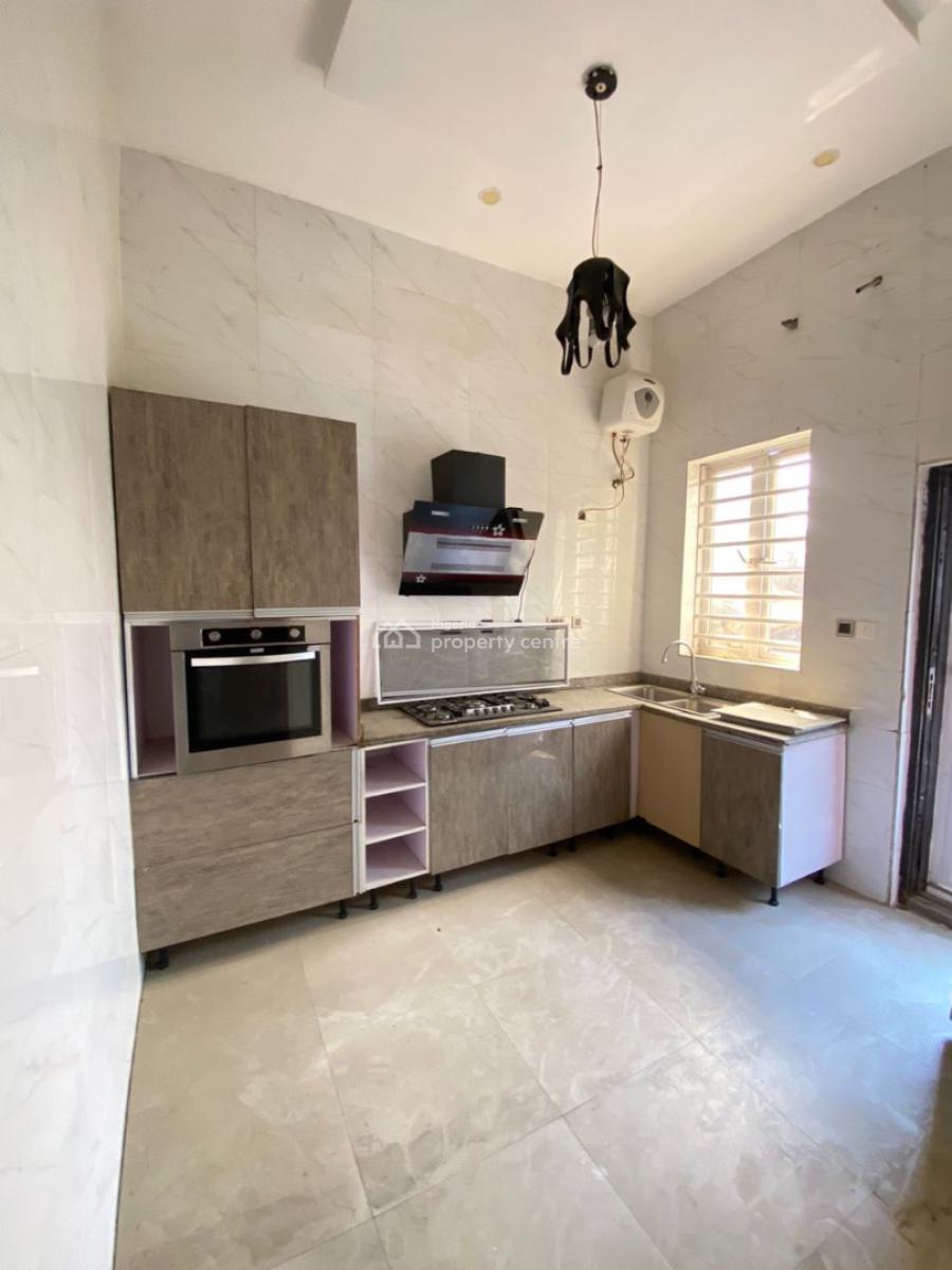4 Bedroom Semidetached Duplex in an Estate, Chevron, Lekki, Lagos, Semi-detached Duplex for Rent