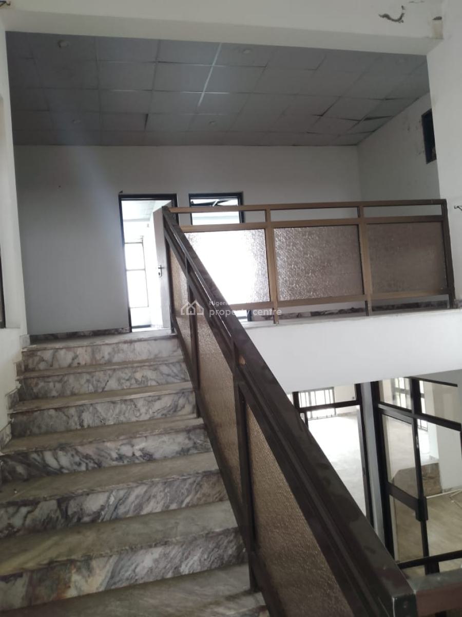Spacious 5-bedroom Detached House, Akin Ogunlewe, Victoria Island (vi), Lagos, Semi-detached Duplex for Rent
