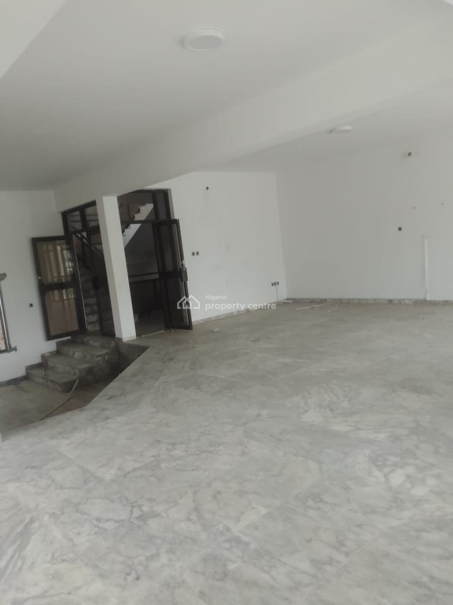 Spacious 5-bedroom Detached House, Akin Ogunlewe, Victoria Island (vi), Lagos, Semi-detached Duplex for Rent
