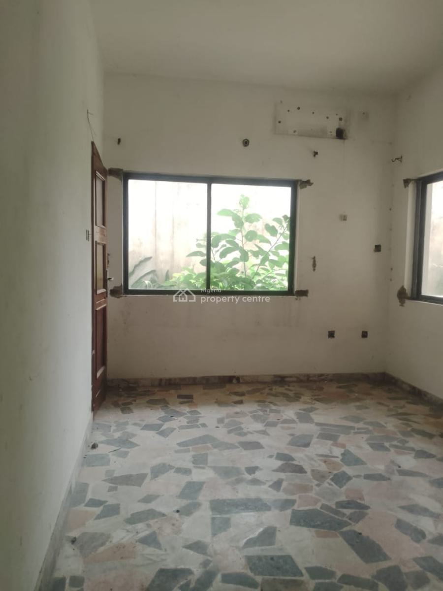 Spacious 5-bedroom Detached House, Akin Ogunlewe, Victoria Island (vi), Lagos, Semi-detached Duplex for Rent