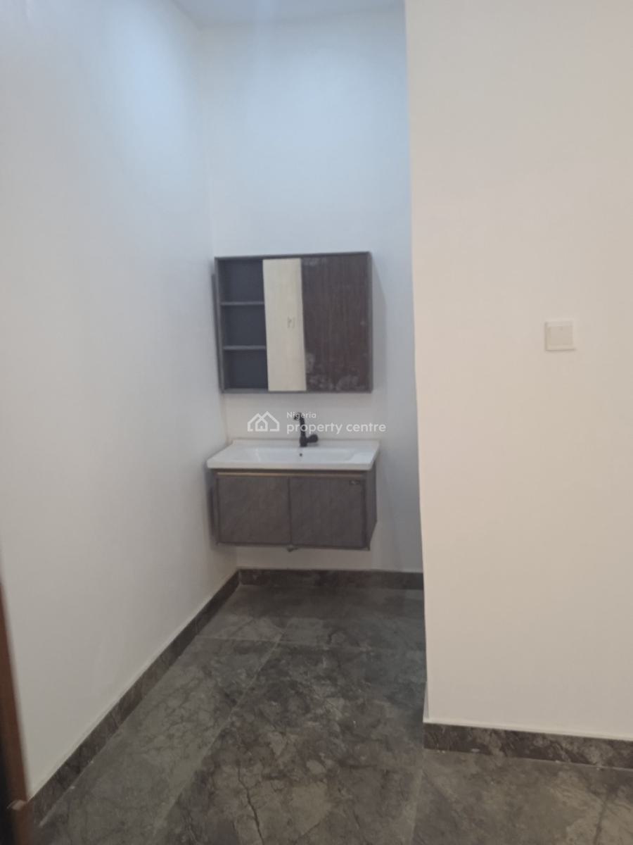 Spacious and New 3 Bedroom Flat with Lift, Femi Gbajabiamila Street, Jahi, Abuja, Flat / Apartment for Rent