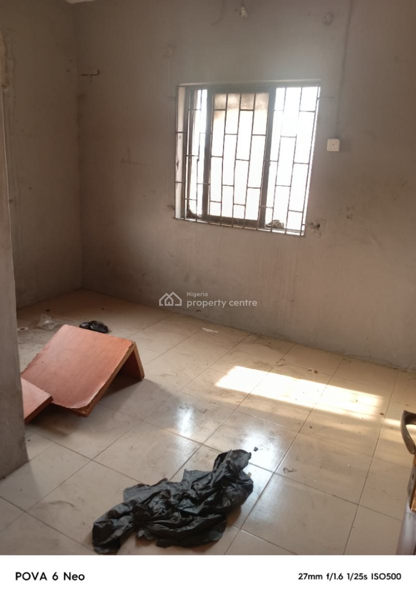 Super and Spacious Mini Flat (up Stairs), Folarin Street, Lawanson, Surulere, Lagos, Mini Flat (room and Parlour) for Rent
