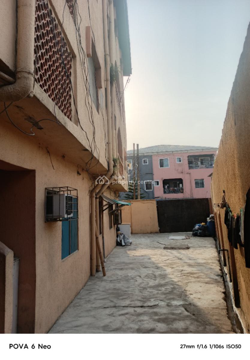 Super and Spacious Mini Flat (up Stairs), Folarin Street, Lawanson, Surulere, Lagos, Mini Flat (room and Parlour) for Rent