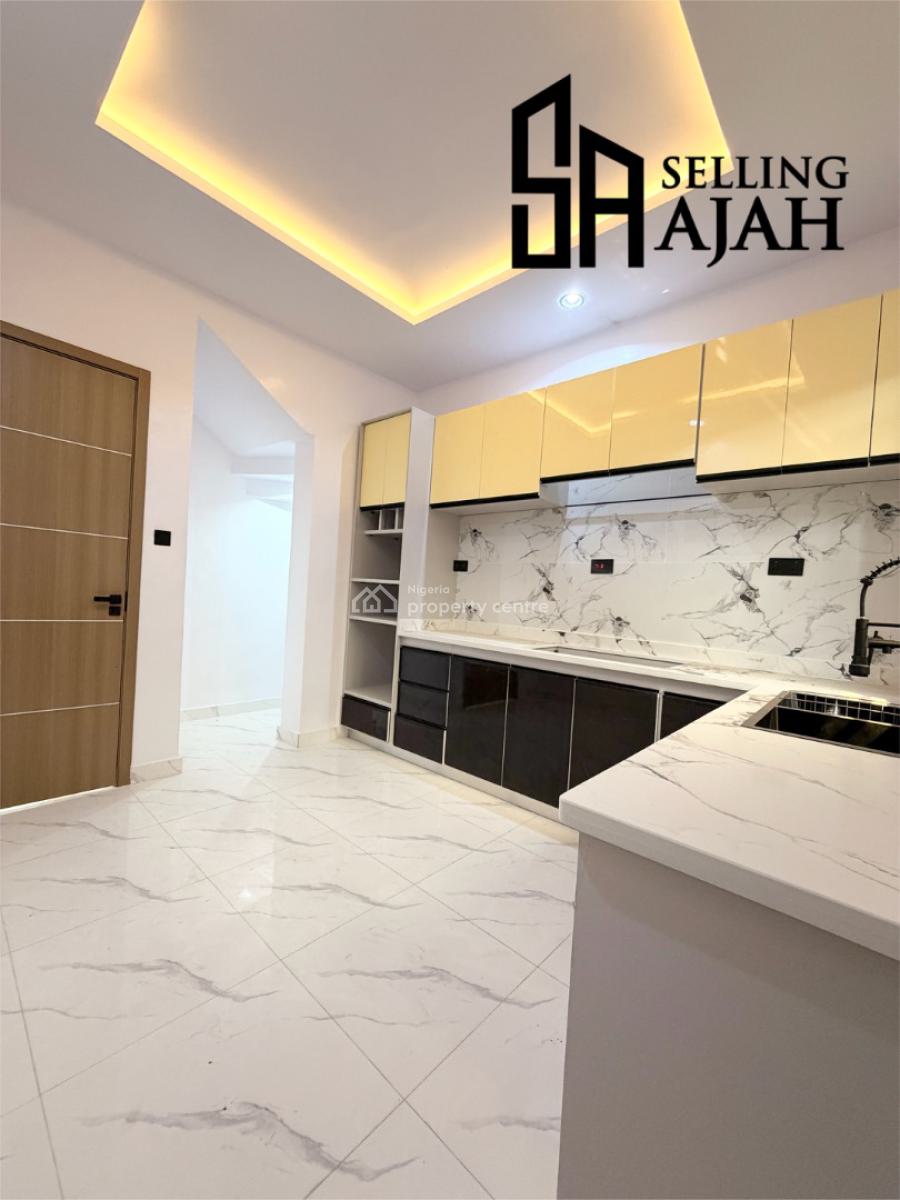 Luxury Four Bedroom Contemporary Pay, and Pack in, Sangotedo, Ajah, Lagos, Terraced Duplex for Sale