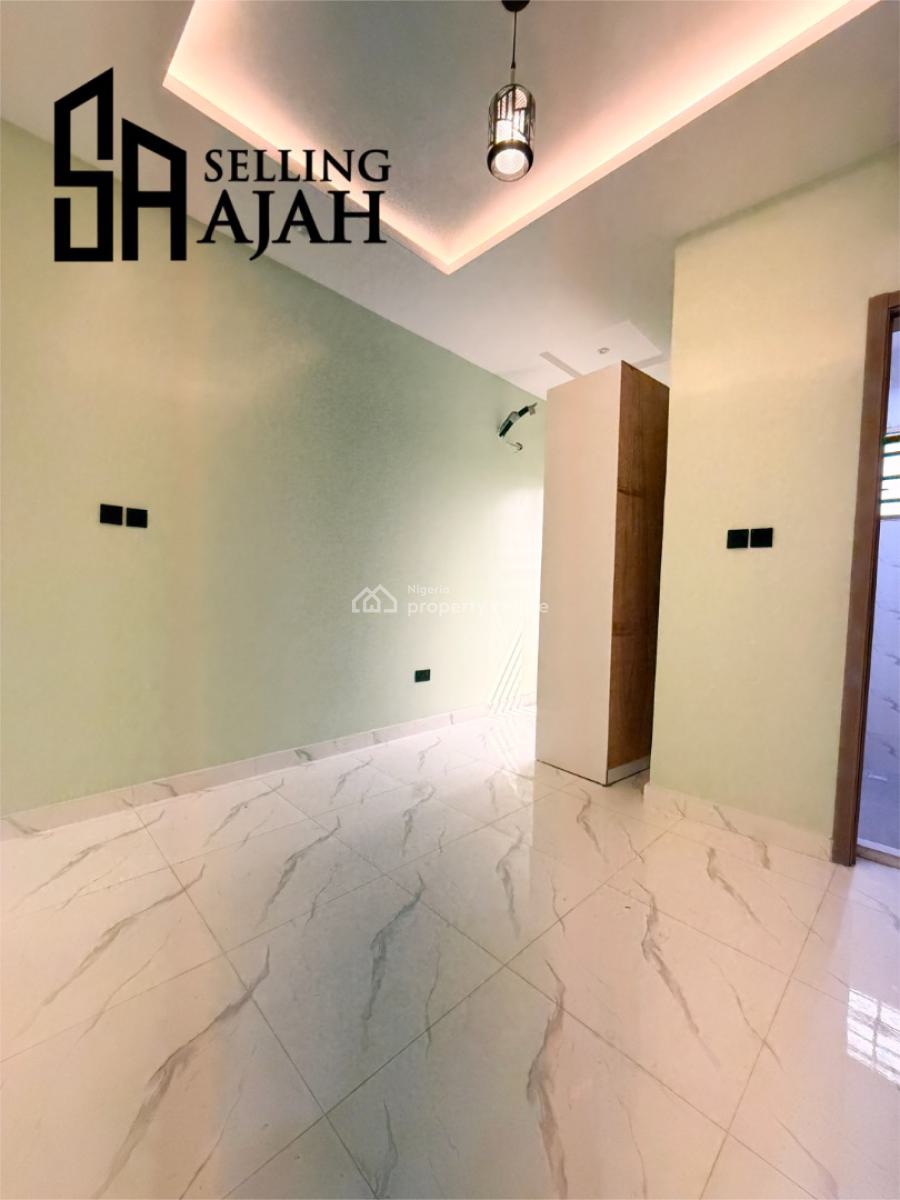 Luxury Four Bedroom Contemporary Pay, and Pack in, Sangotedo, Ajah, Lagos, Terraced Duplex for Sale