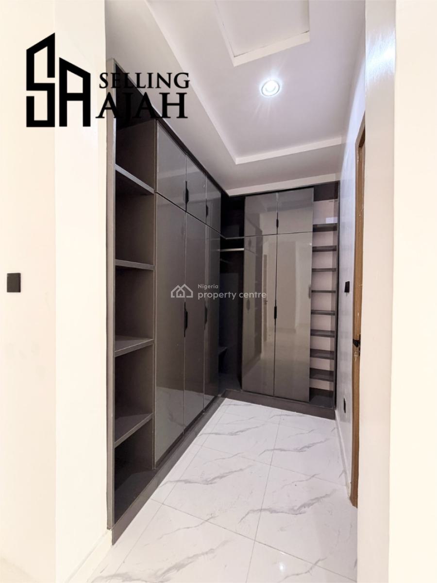 Luxury Four Bedroom Contemporary Pay, and Pack in, Sangotedo, Ajah, Lagos, Terraced Duplex for Sale