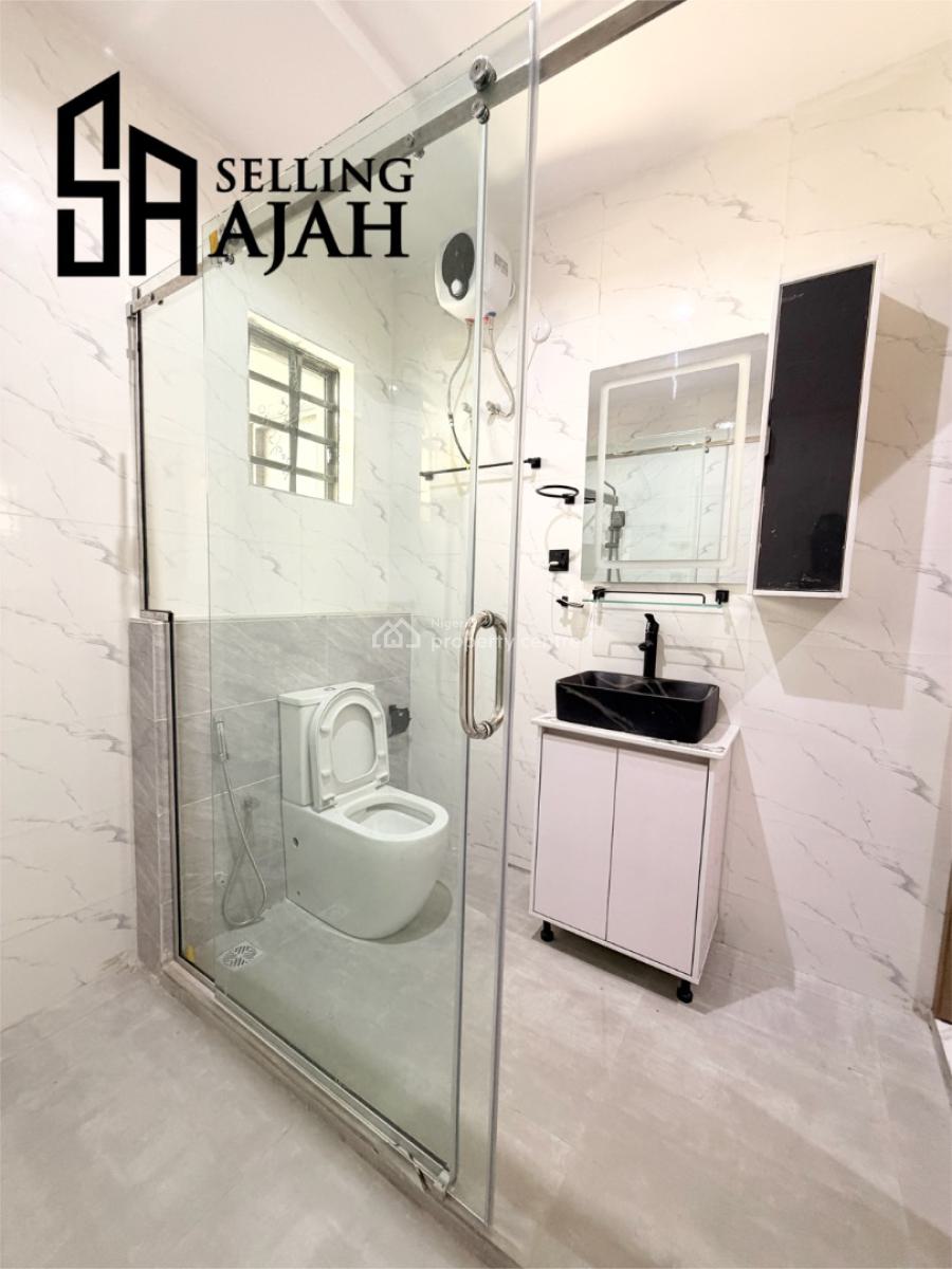 Luxury Four Bedroom Contemporary Pay, and Pack in, Sangotedo, Ajah, Lagos, Terraced Duplex for Sale