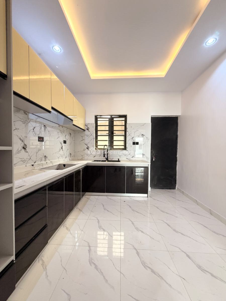 Luxury Very Special Pay and Pack in, Sangotedo, Ajah, Lagos, Terraced Duplex for Sale