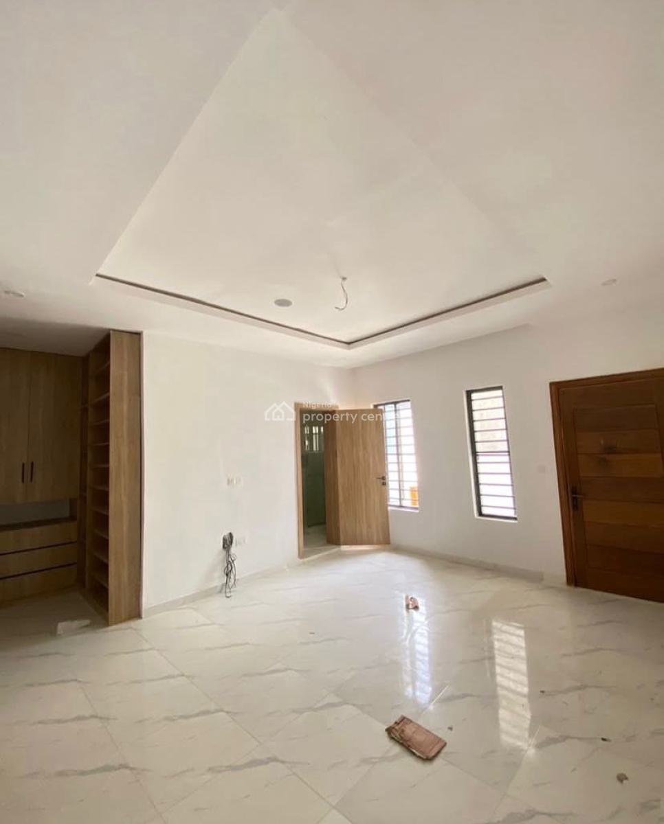Spacious 4 Bedroom Semi-detached Duplex, Vgc, Lekki, Lagos, Semi-detached Duplex for Rent