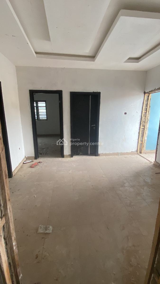 Newly Built Two Bedroom Apartment, Fola Agoro, Yaba, Lagos, Flat / Apartment for Rent