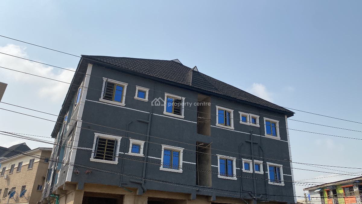 Newly Built Two Bedroom Apartment, Fola Agoro, Yaba, Lagos, Flat / Apartment for Rent